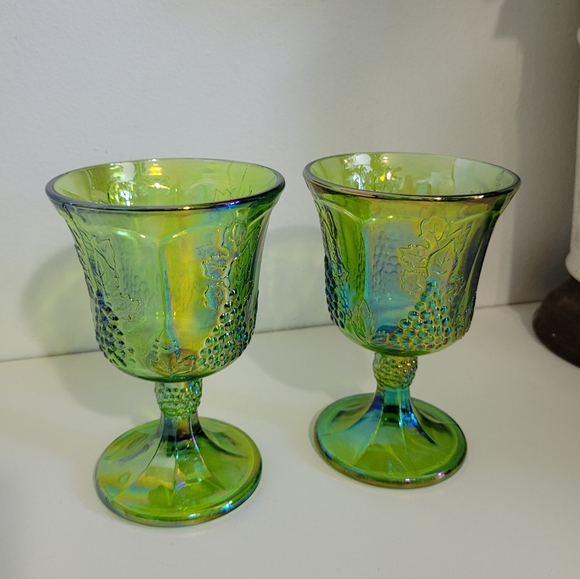 Vintage Indiana Carnival Green Goblets, set of 2 - Picture 2 of 5